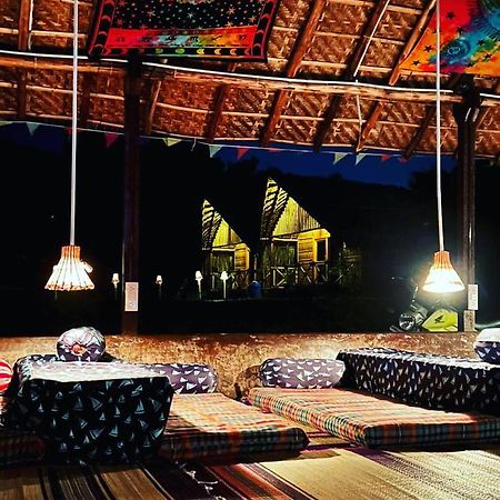 Banana Tree Home Stay هامبي المظهر الخارجي الصورة